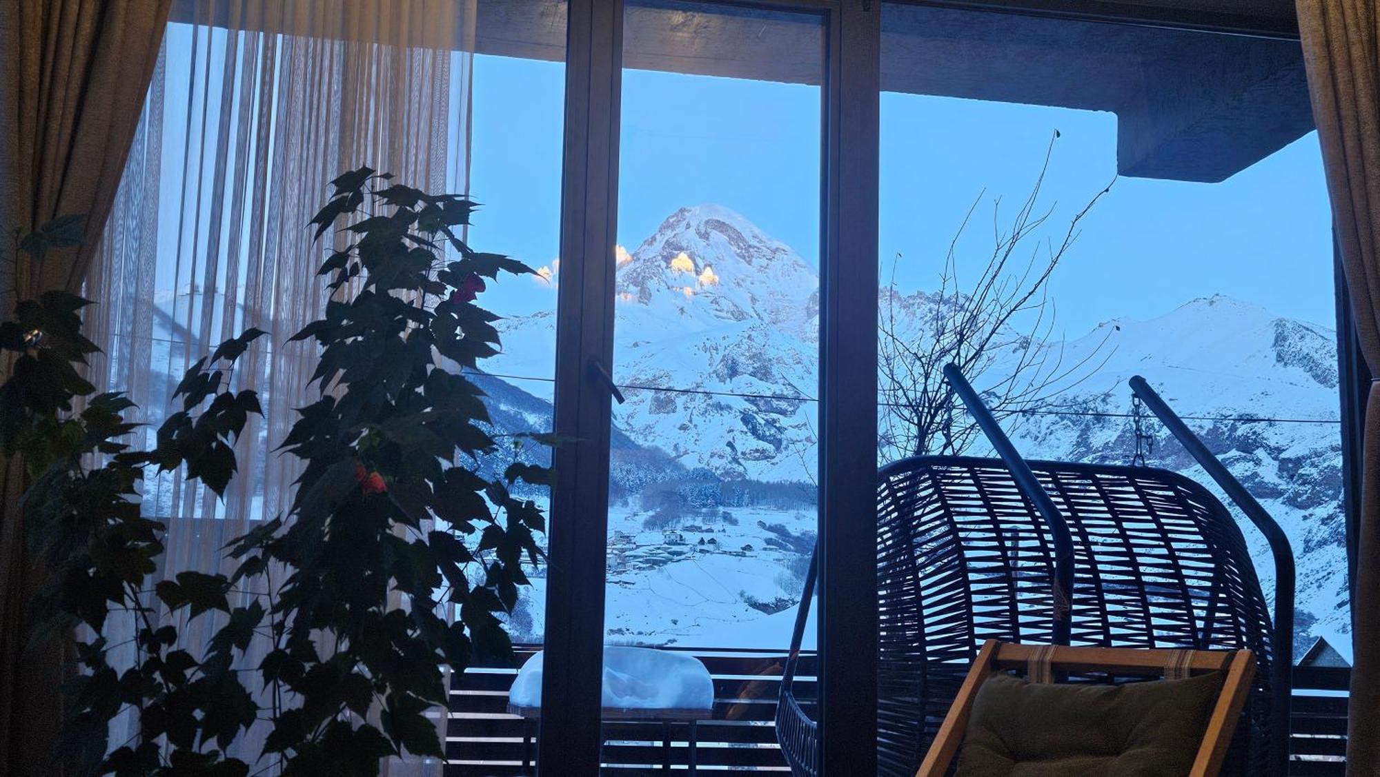 Best view Kazbegi Zewnętrze zdjęcie