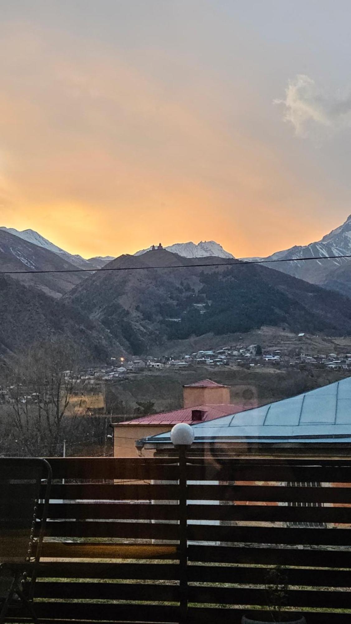 Best view Kazbegi Zewnętrze zdjęcie