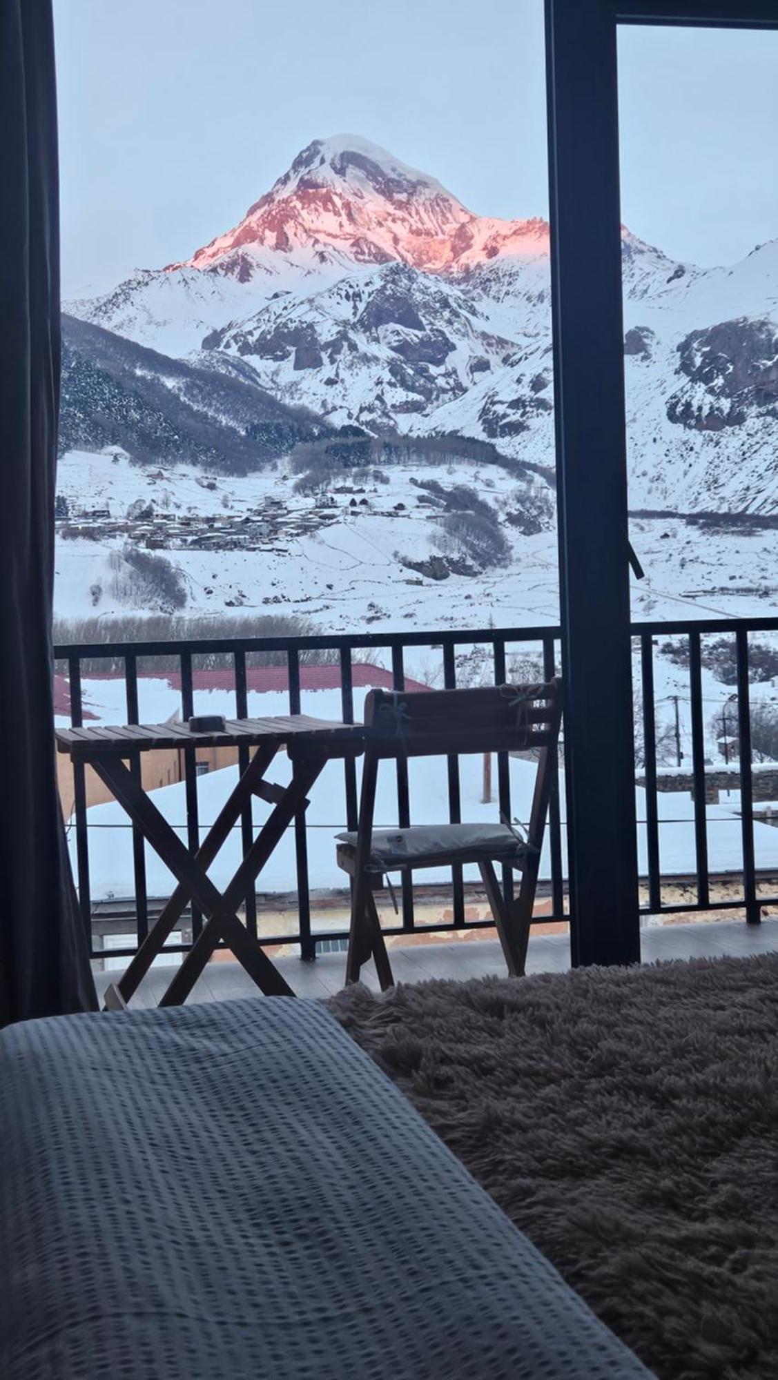Best view Kazbegi Zewnętrze zdjęcie